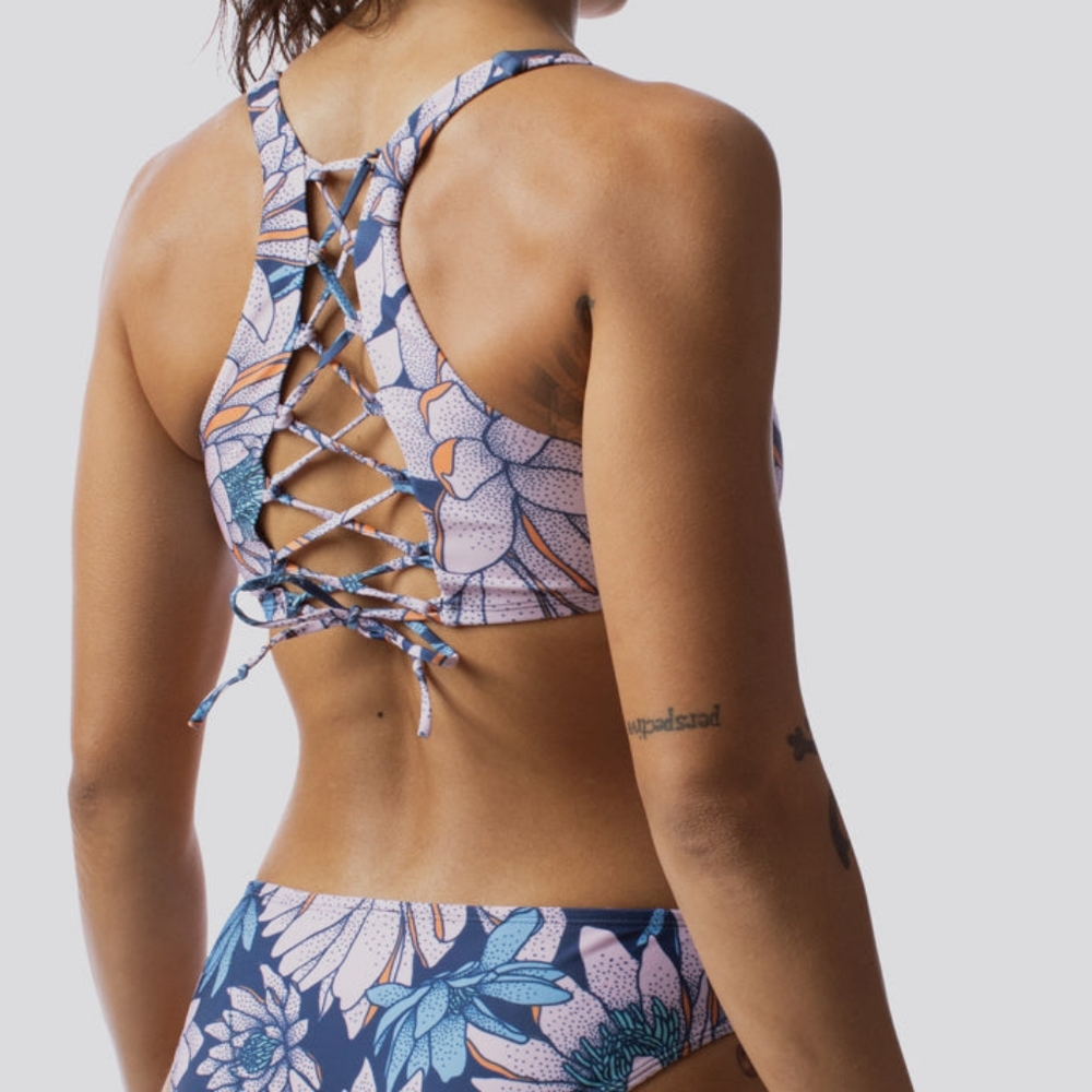 💦BORN PRIMATIVE TOP: Primative (Water Lillies) BOTTOM: Primative (Yellow) - Picture 11 of 15
